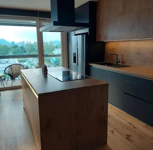 Luxury * לובליאנה